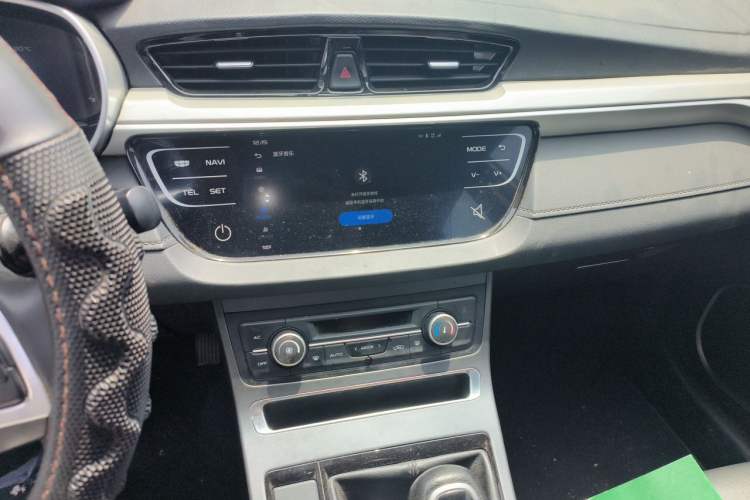 Used Geely Auto Emgrand 2020 1.5L Manual Upward Edition Audio And AC Panel