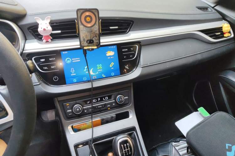 Used Geely Auto Emgrand 2020 1.5L Manual Upward Edition Audio And AC Panel