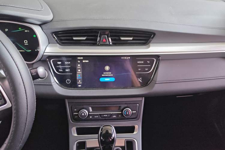 Used Geely Auto Emgrand 2020 1.5L CVT Upward Version Audio And AC Panel