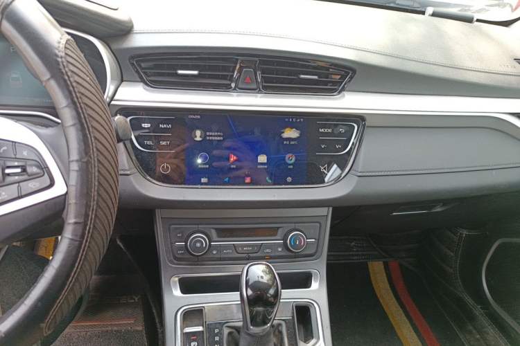 Used Geely Auto Emgrand 2020 1.5L CVT Upward Version Audio And AC Panel