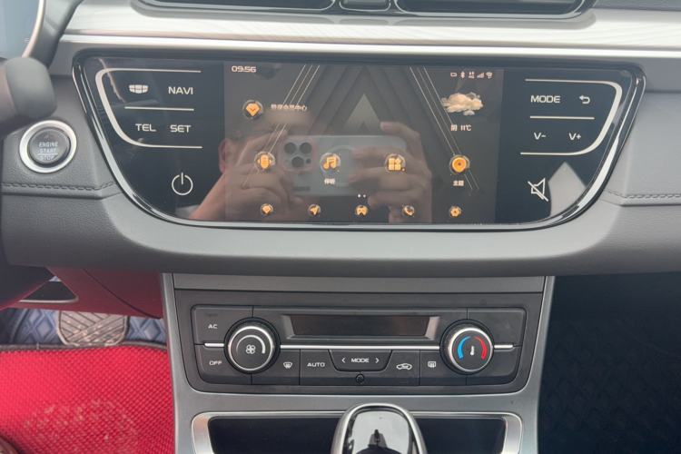 Used Geely Auto Emgrand 2020 1.5L CVT Upward Version Audio And AC Panel