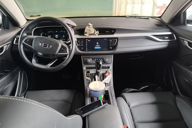 Used Geely Auto Emgrand 2020 1.5L CVT Upward Version Center Console