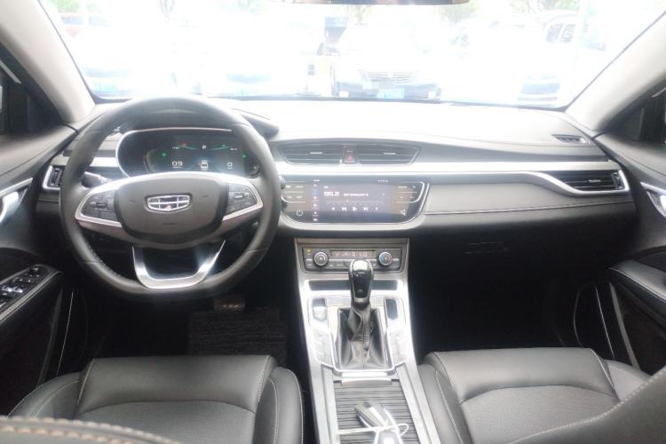 Used Geely Auto Emgrand 2020 1.5L CVT Upward Version Center Console