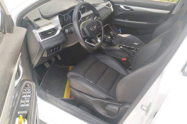 Used Geely Auto Emgrand 2020 1.5L Manual Comfort Version Driver Seat