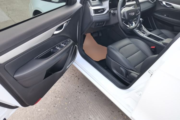 Used Geely Auto Emgrand 2020 1.5L CVT Upward Version Driver Seat