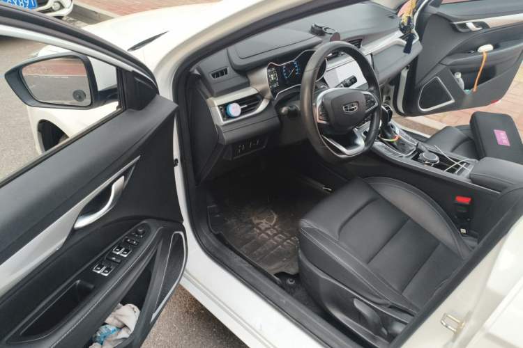 Used Geely Auto Emgrand 2020 1.5L CVT Luxury Model Driver Seat
