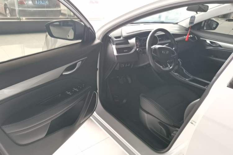 Used Geely Auto Emgrand 2020 1.5L CVT Luxury Model Driver Seat