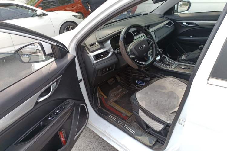 Used Geely Auto Emgrand 2020 1.5L CVT Upward Version Driver Seat