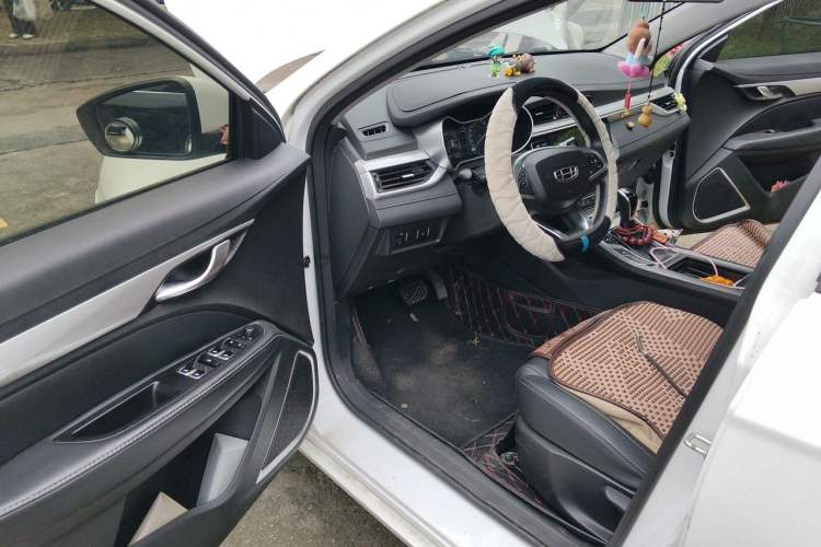 Used Geely Auto Emgrand 2020 1.5L CVT Upward Version Driver Seat