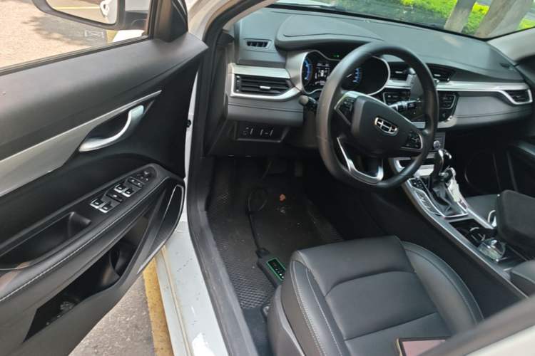 Used Geely Auto Emgrand 2020 1.5L CVT Luxury Model Driver Seat