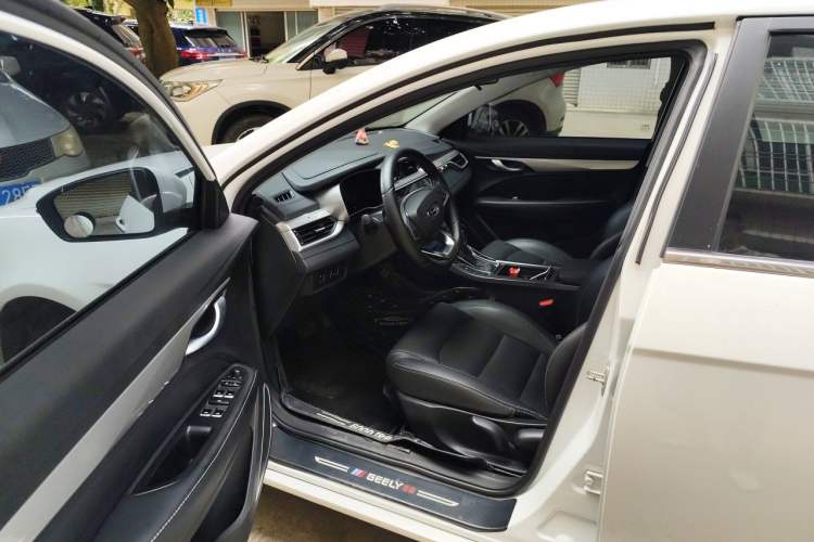 Used Geely Auto Emgrand 2020 1.5L CVT Upward Version Driver Seat