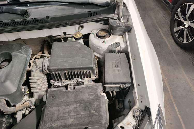 Used Geely Auto Emgrand 2020 1.5L Manual Luxury Model Engine Bay Left