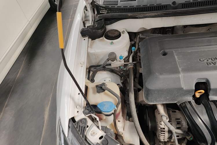 Used Geely Auto Emgrand 2020 1.5L Manual Luxury Model Engine Bay Right