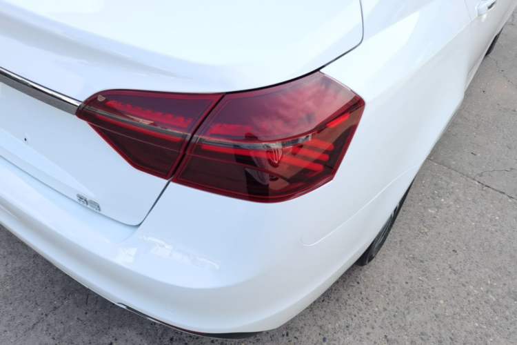 Used Geely Auto Emgrand 2020 1.5L CVT Upward Version Exterior 3