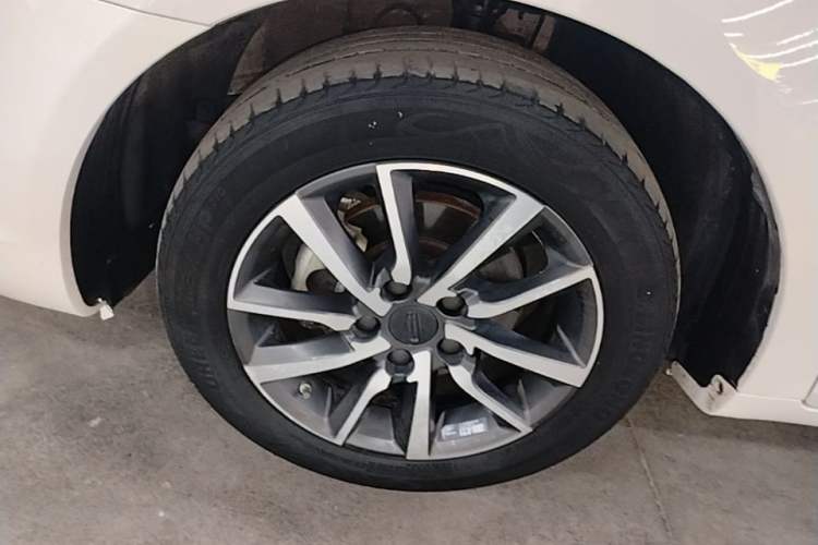 Used Geely Auto Emgrand 2020 1.5L CVT Upward Version Exterior 4