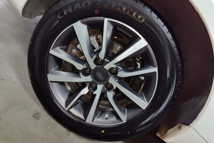 Used Geely Auto Emgrand 2020 1.5L CVT Upward Version Exterior 5