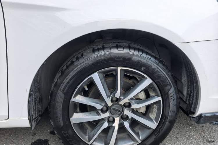 Used Geely Auto Emgrand 2020 1.5L CVT Upward Version Exterior 5