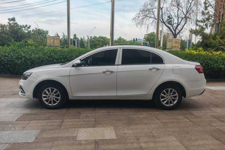 Used Geely Auto Emgrand 2020 1.5L Manual Comfort Version Exterior 5