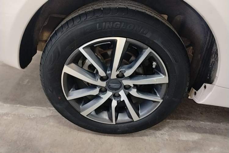 Used Geely Auto Emgrand 2020 1.5L CVT Upward Version Exterior 5