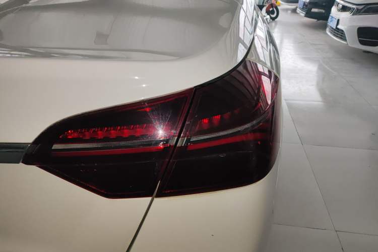 Used Geely Auto Emgrand 2020 1.5L CVT Luxury Model Exterior 6