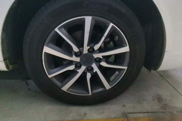 Used Geely Auto Emgrand 2020 1.5L CVT Upward Version Exterior 7
