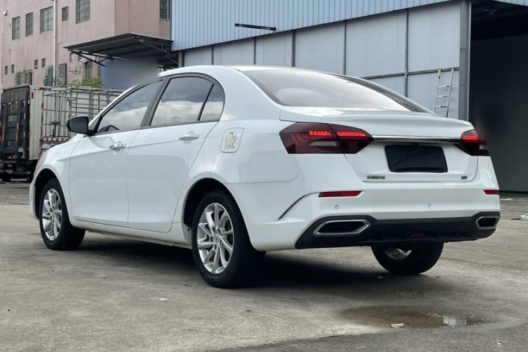 Used Geely Auto Emgrand 2020 1.5L Manual Luxury Model Exterior 8