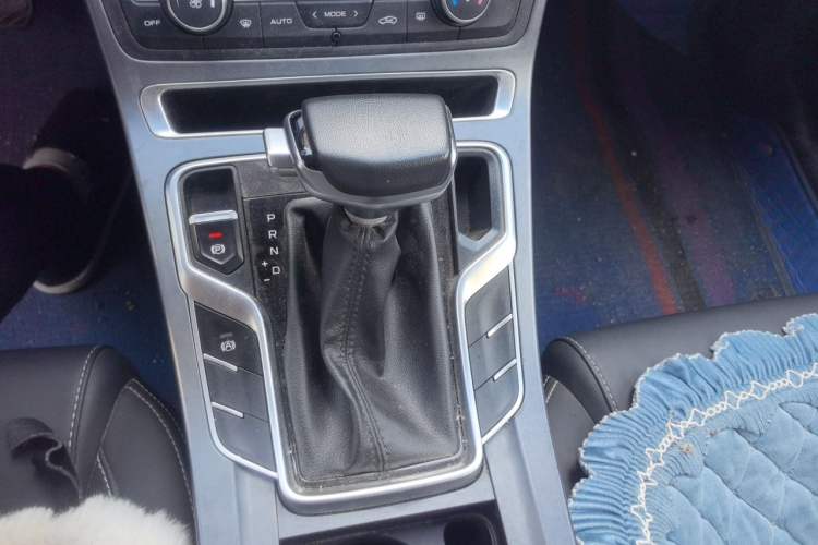 Used Geely Auto Emgrand 2020 1.5L CVT Luxury Model Gear Lever