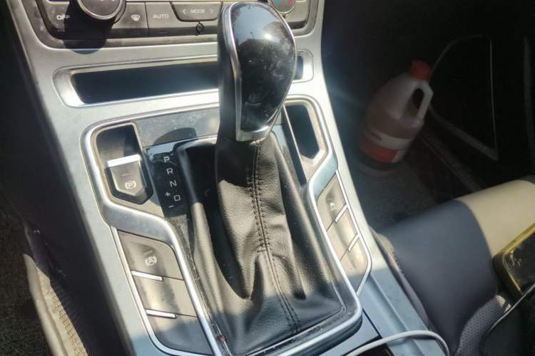 Used Geely Auto Emgrand 2020 1.5L CVT Upward Version Gear Lever
