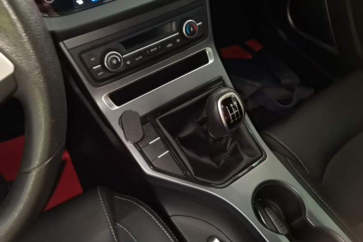 Used Geely Auto Emgrand 2020 1.5L Manual Luxury Model Gear Lever