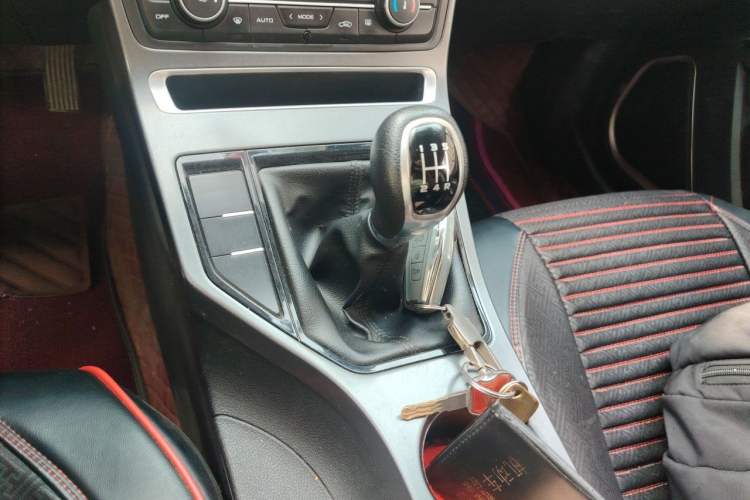Used Geely Auto Emgrand 2020 1.5L Manual Upward Edition Gear Lever
