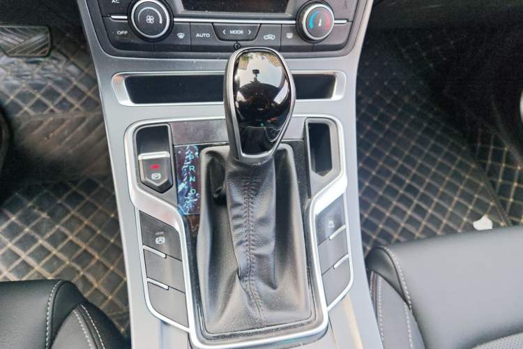 Used Geely Auto Emgrand 2020 1.5L CVT Luxury Model Gear Lever