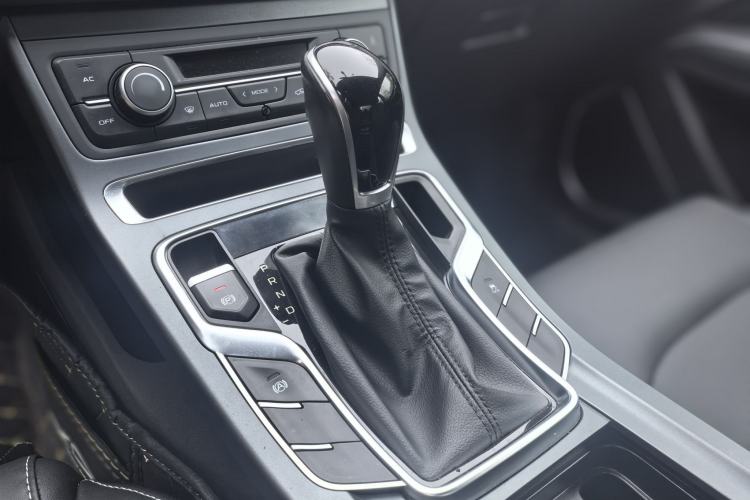 Used Geely Auto Emgrand 2020 1.5L CVT Luxury Model Gear Lever