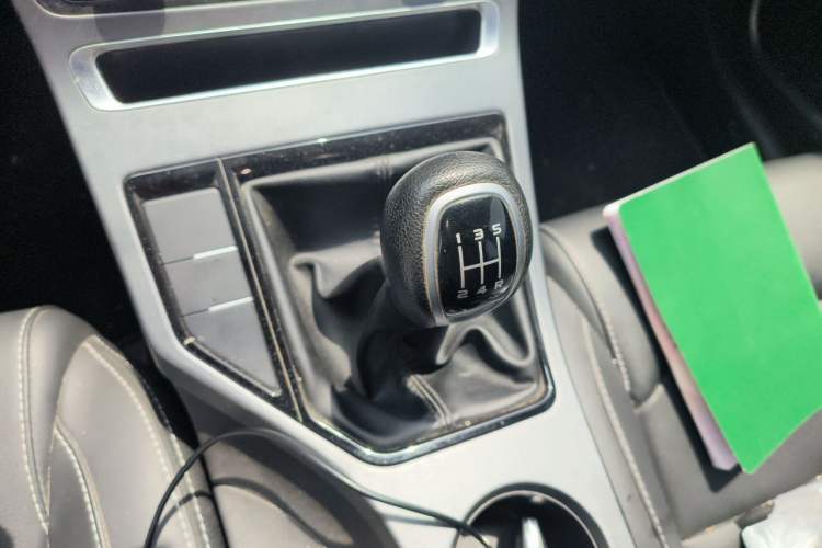 Used Geely Auto Emgrand 2020 1.5L Manual Upward Edition Gear Lever