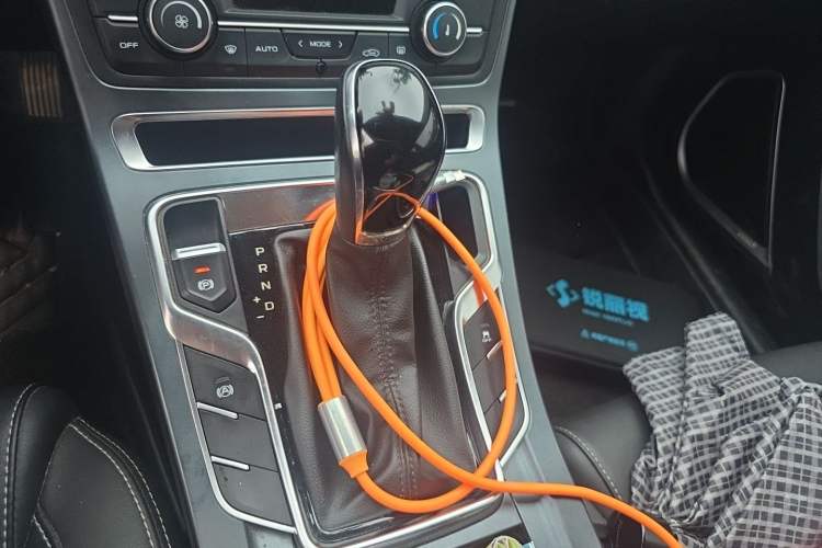 Used Geely Auto Emgrand 2020 1.5L CVT Upward Version Gear Lever