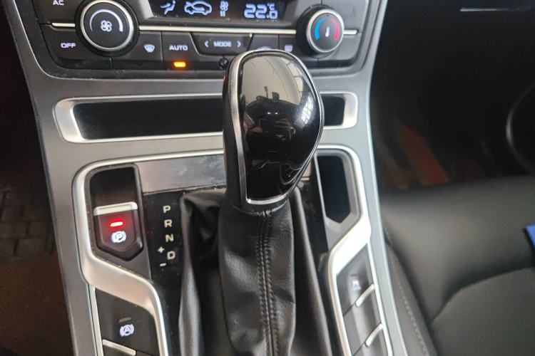 Used Geely Auto Emgrand 2020 1.5L CVT Luxury Model Gear Lever