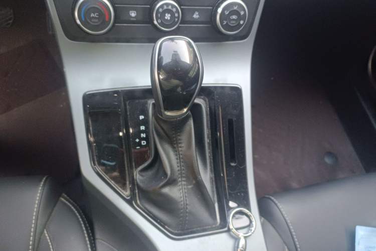 Used Geely Auto Emgrand 2020 1.5L CVT Comfort Model Gear Lever