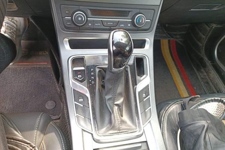Used Geely Auto Emgrand 2020 1.5L CVT Upward Version Gear Lever