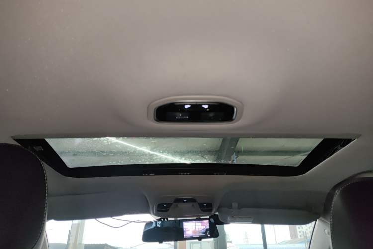 Used Geely Auto Emgrand 2020 1.5L CVT Luxury Model Headliner