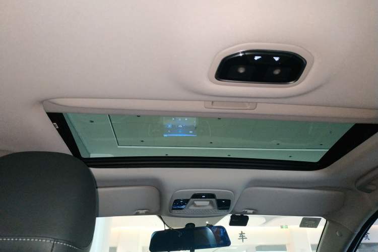 Used Geely Auto Emgrand 2020 1.5L CVT Luxury Model Headliner