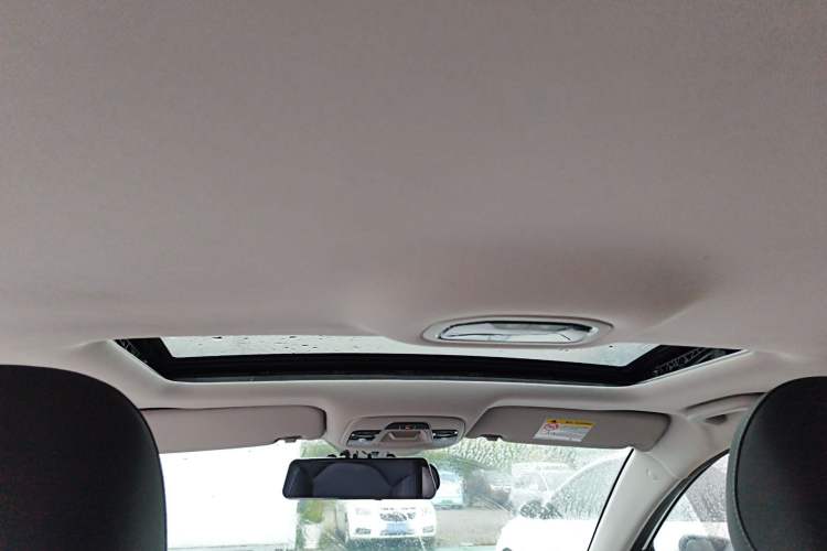 Used Geely Auto Emgrand 2020 1.5L CVT Upward Version Headliner