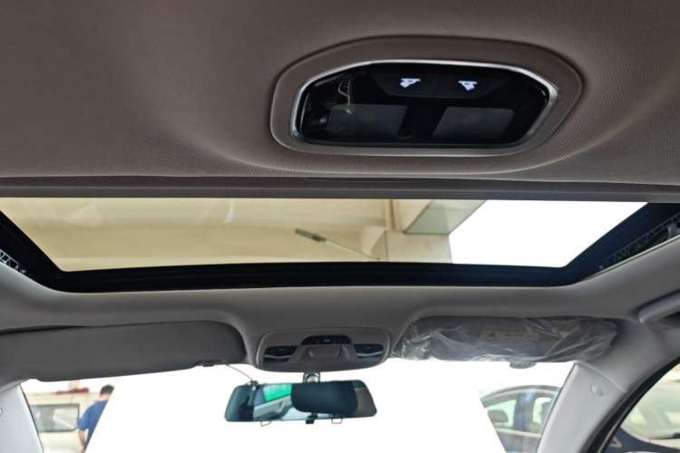 Used Geely Auto Emgrand 2020 1.5L CVT Upward Version Headliner