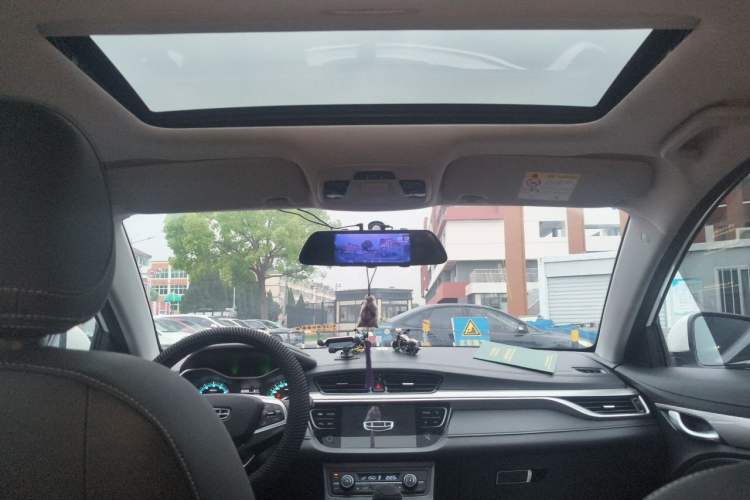 Used Geely Auto Emgrand 2020 1.5L Manual Luxury Model Headliner