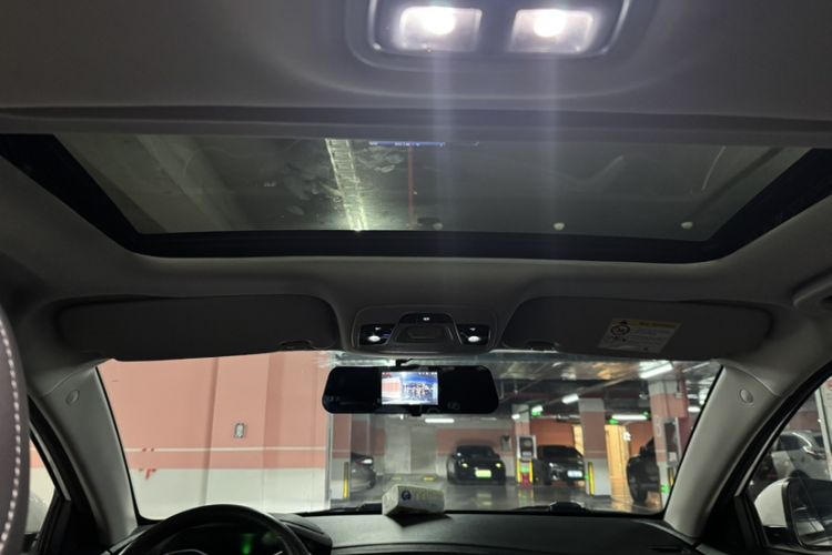 Used Geely Auto Emgrand 2020 1.5L CVT Luxury Model Interior 1
