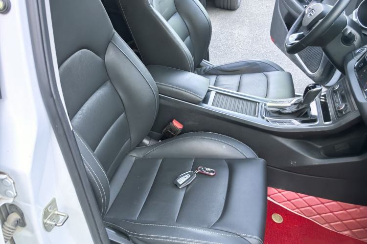 Used Geely Auto Emgrand 2020 1.5L CVT Upward Version Interior 10