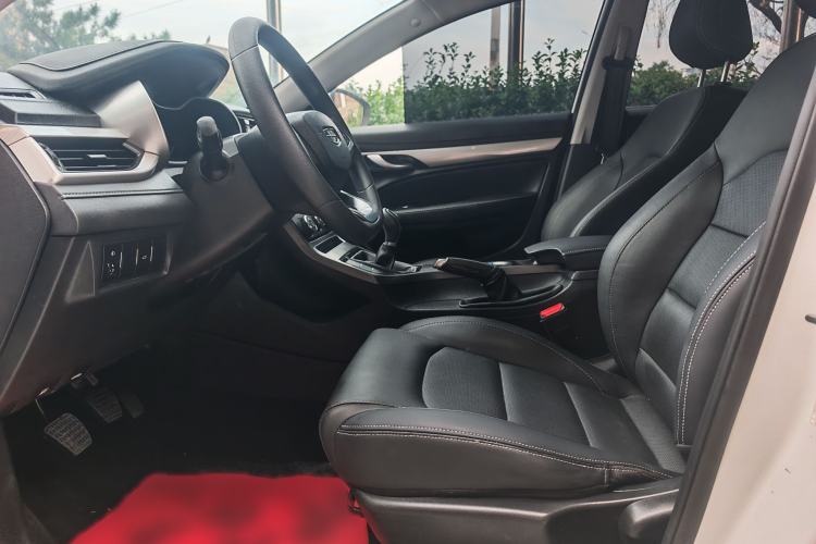 Used Geely Auto Emgrand 2020 1.5L Manual Comfort Version Interior 2