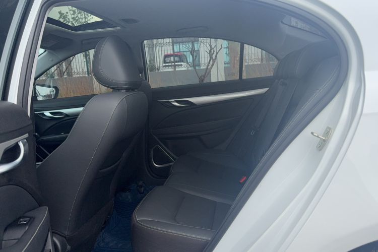 Used Geely Auto Emgrand 2020 1.5L CVT Upward Version Interior 2