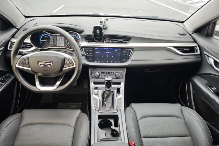 Used Geely Auto Emgrand 2020 1.5L CVT Luxury Model Interior 4