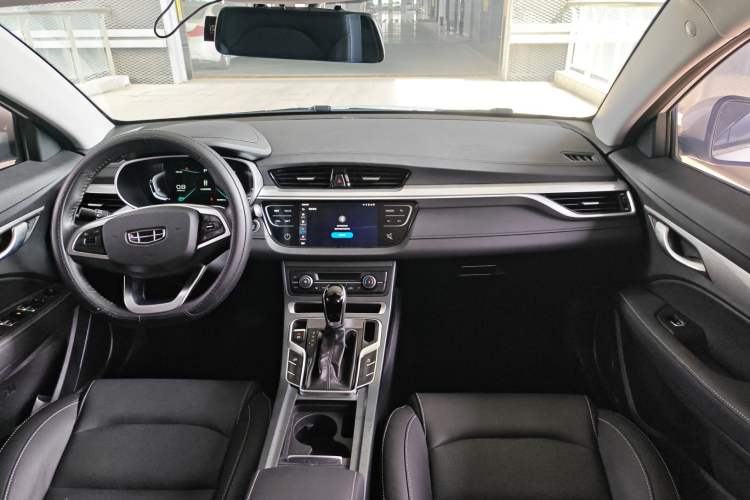 Used Geely Auto Emgrand 2020 1.5L CVT Upward Version Interior 5