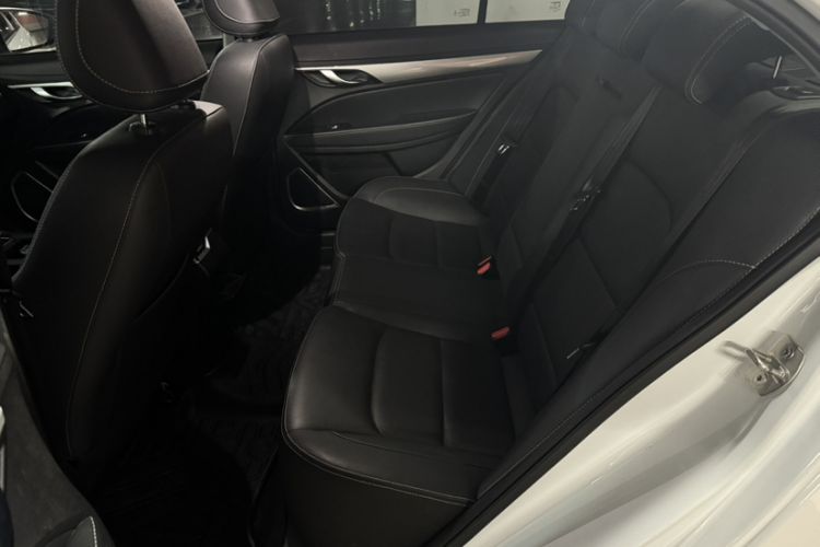 Used Geely Auto Emgrand 2020 1.5L CVT Luxury Model Interior 5
