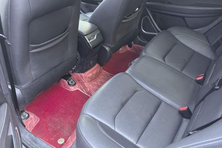 Used Geely Auto Emgrand 2020 1.5L CVT Upward Version Interior 7